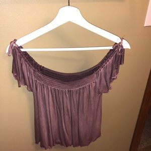 American Eagle Off the Shoulder Tee *Never Worn*